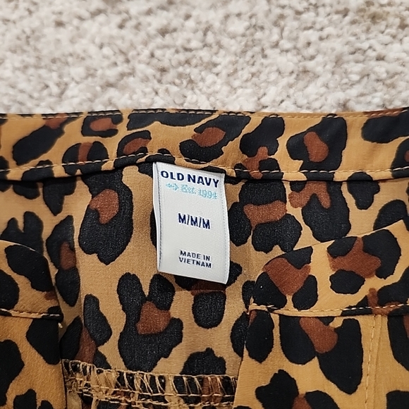 Old Navy Medium Leopard Print 3/4 Roll Tab Sleeve Midi Dress - Picture 3 of 9